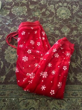 JEM Holiday Sweater Red Fleece Snowflake Pajama Pants Size Large